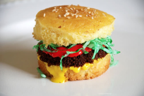 Cupcake Burger by Edible Art