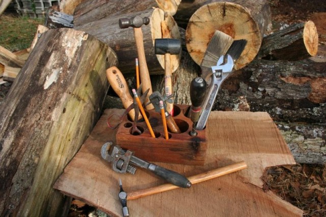 Reclaimed Wood Tool Caddy by The Sawduster