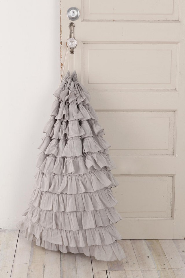 Ruffle Laundry Bag